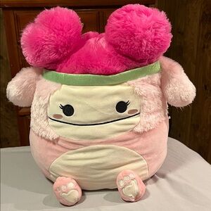 Squishmallows Zyan Big Foot Pink Yeti SquishDoo Stuffed Animal 14 inch